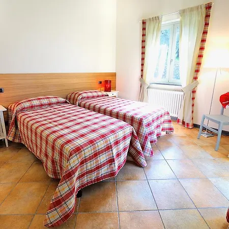 Agriturismo Le Cascine Holiday home *